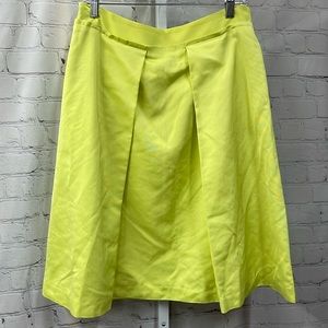 Worthington neon yellow pleated a line size 8 skirt